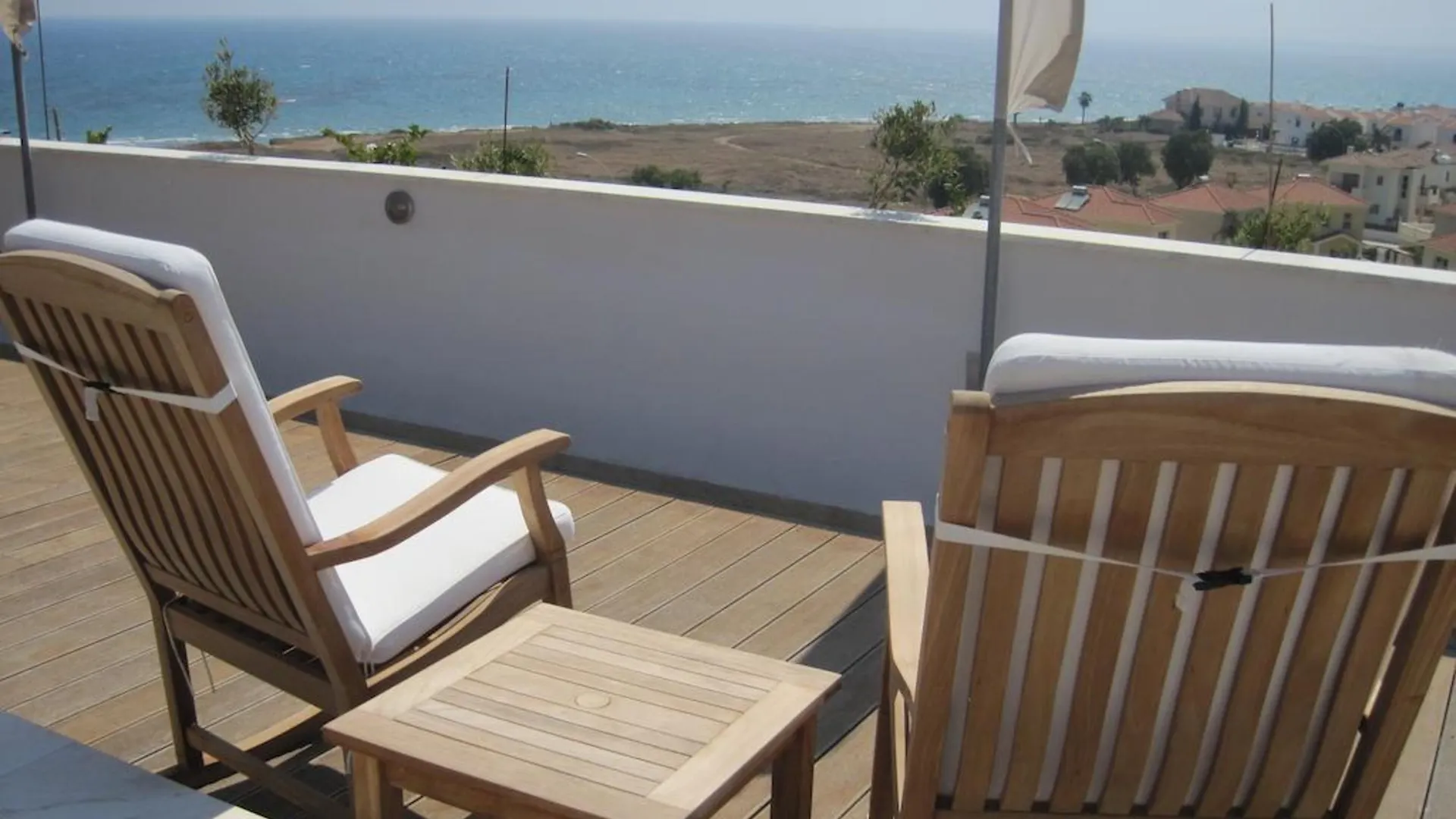 E-Hotel Larnaca Resort & Spa Perivolia Cipru