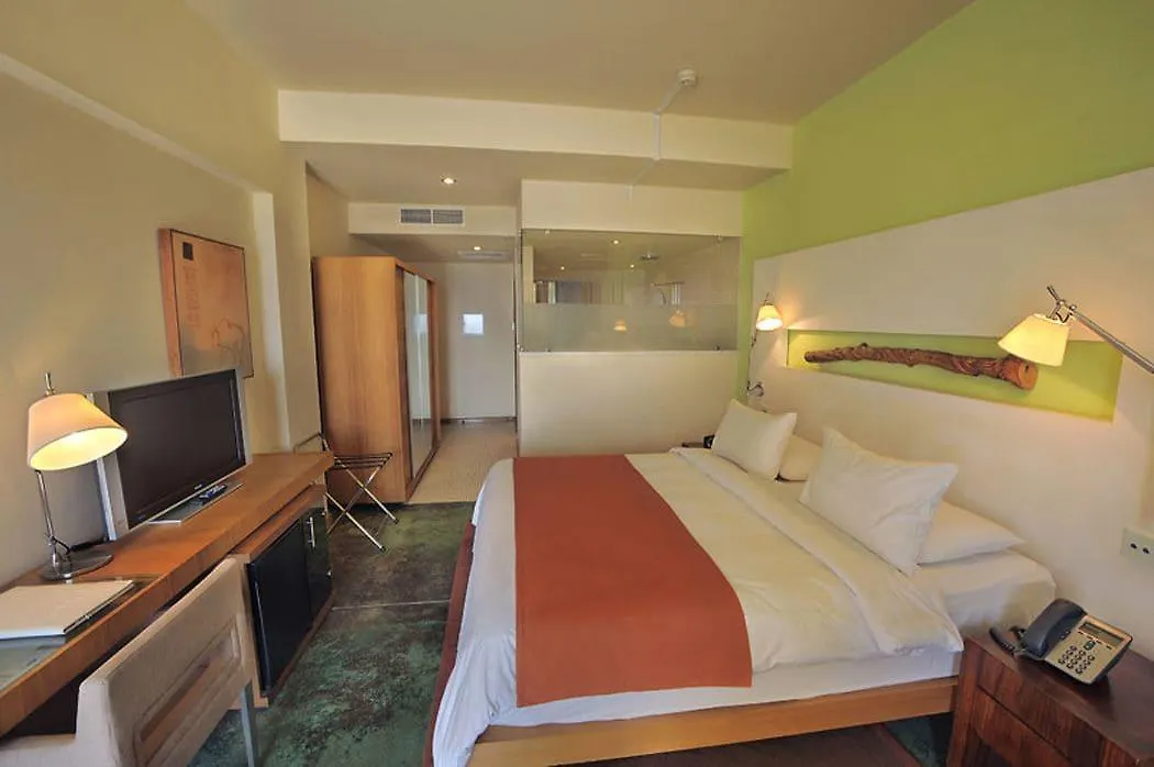 E-Hotel Larnaca Resort & Spa Perivolia